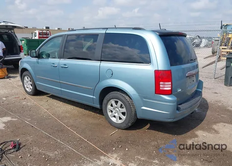 2010 Chrysler Town & Country Touring from USA, damaged, VIN 2A4RR5D10AR293428